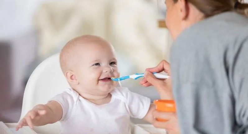 غذای کمکی نوزاد ۹ ماهه غذای کمکی نوزاد ۹ ماهه